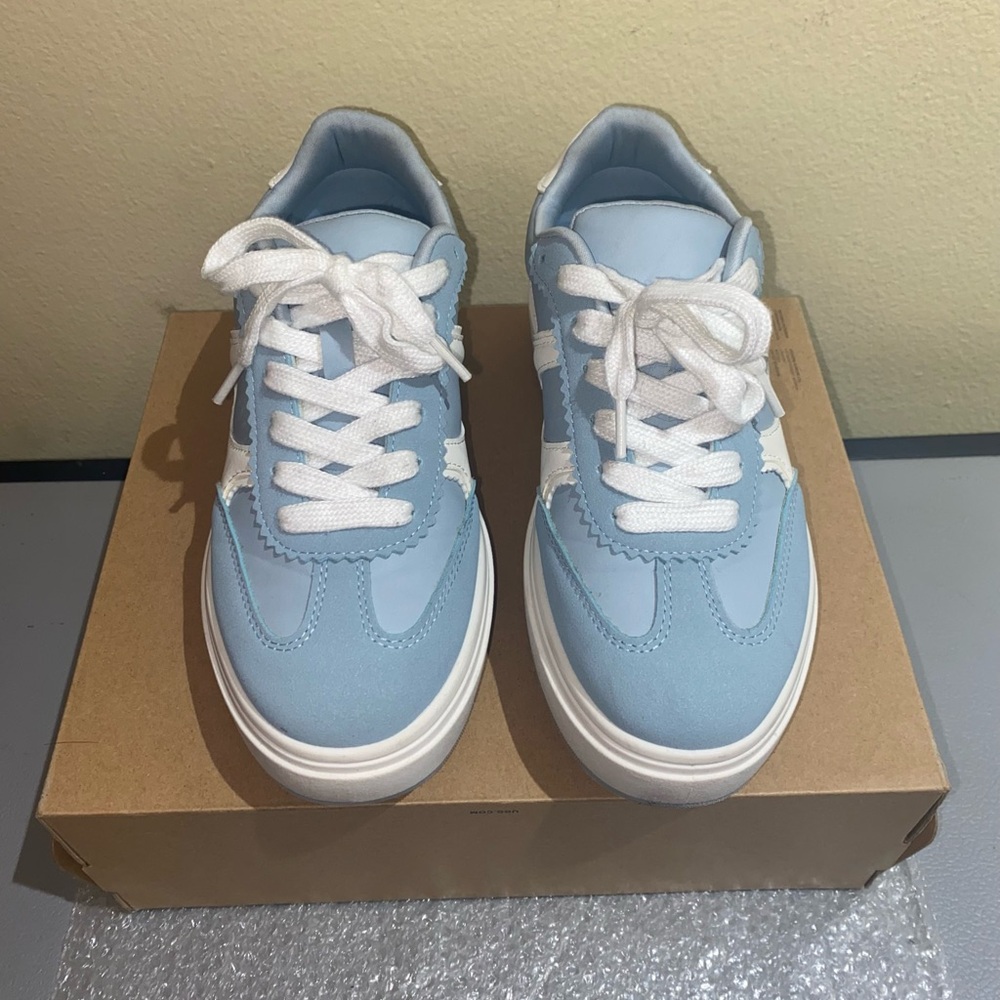 NaNa Light Blue & White Platform Sneakers, Size 6.5